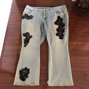 Woman's Plus Size L.A. Blues Deluxe Jeans With Black Lace Embellishment Size 26